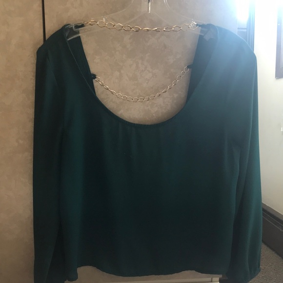 Backless Gold chain Top - Picture 2 of 3